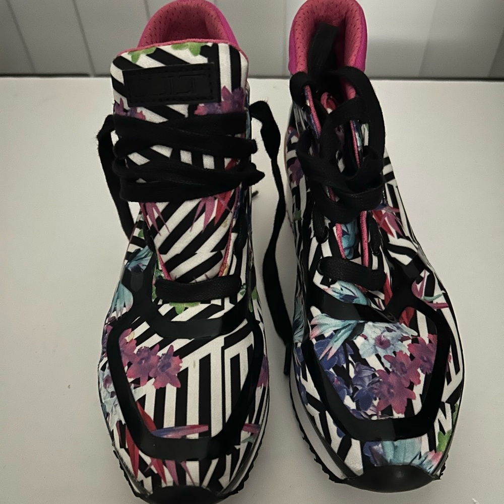 CULT Thailand Multi-Color Sneakers